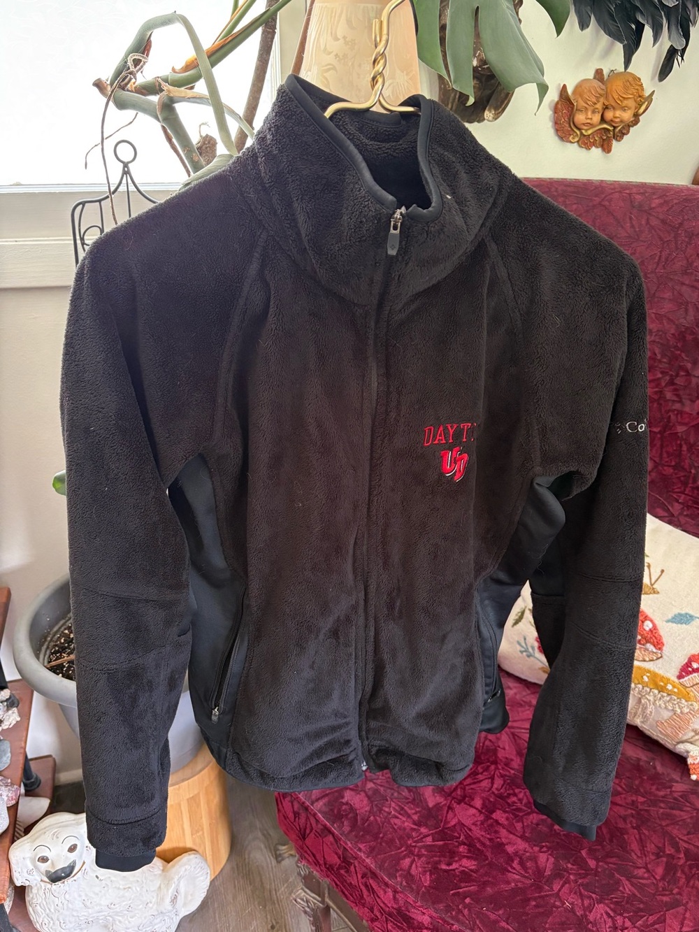 UNIVERSITY OF DAYTON COLUMBIA ZIP UP JACKET